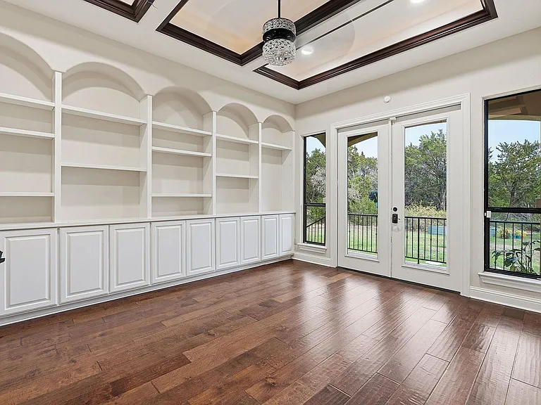 1028 Villa Hill Dr — Photo 31