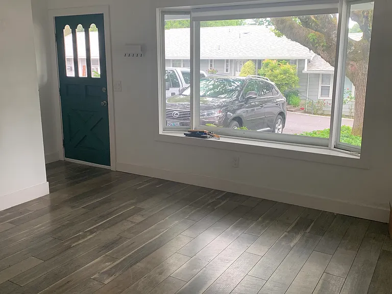 front bay window - lots of natural light!