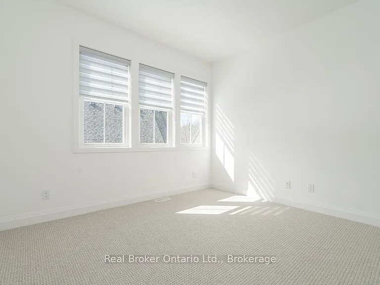 4 Danielle Cres — Photo 18