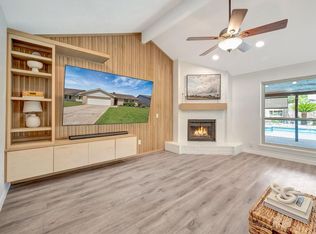 109 Country Ln, League City, TX 77573