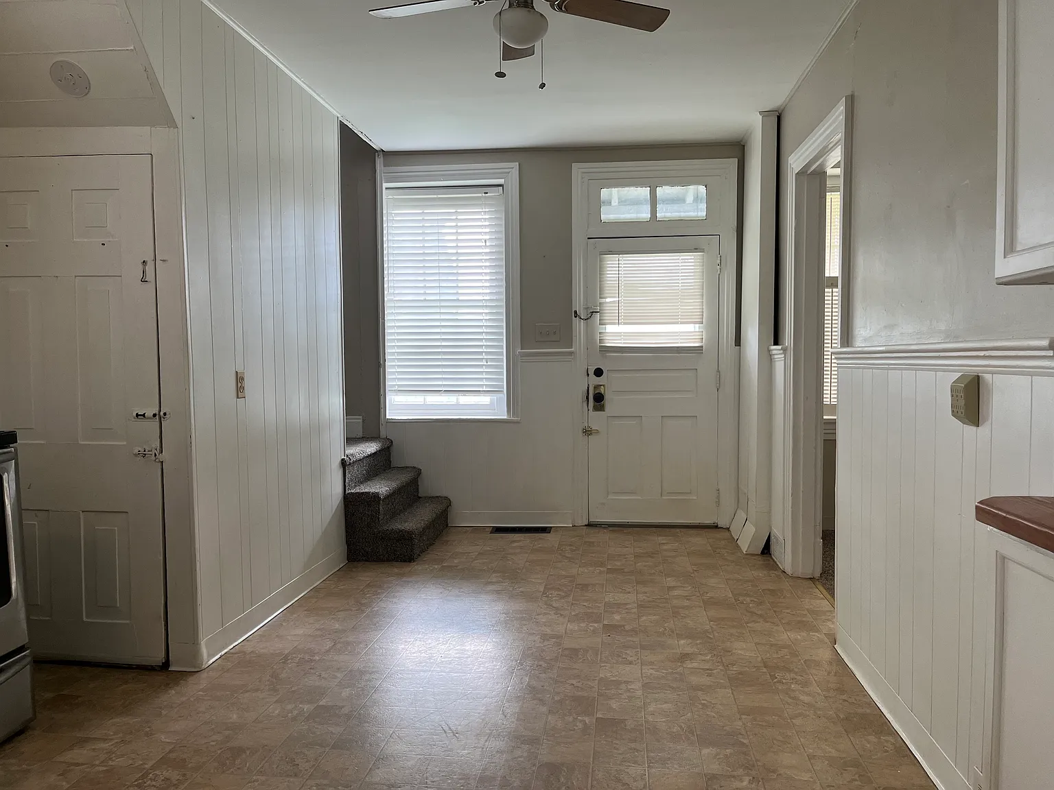 2441 State Highway 100 — Photo 4