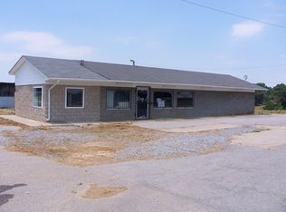 1979 York Rd, Clarksville, TN 37042