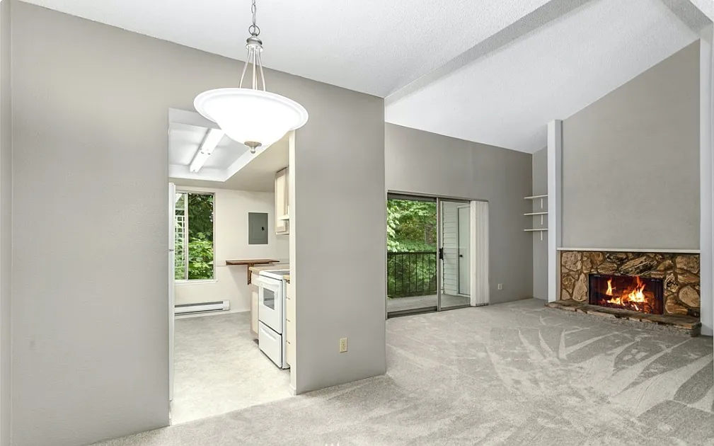 2 bed, 912 sqft, $2,550 — Photo 3