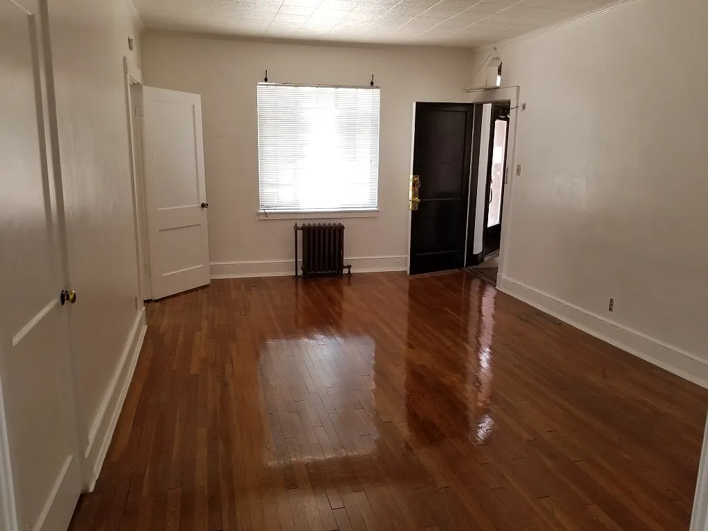 Eleven Forty Apartments — Photo 4