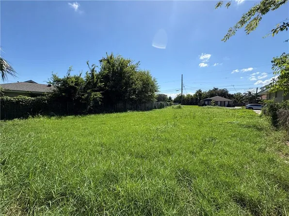 7721 Marquis St, New Orleans, LA 70128