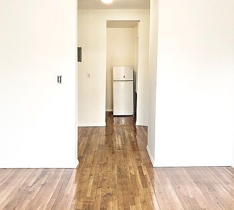 3rd image of 717 E 5th St APT 4B