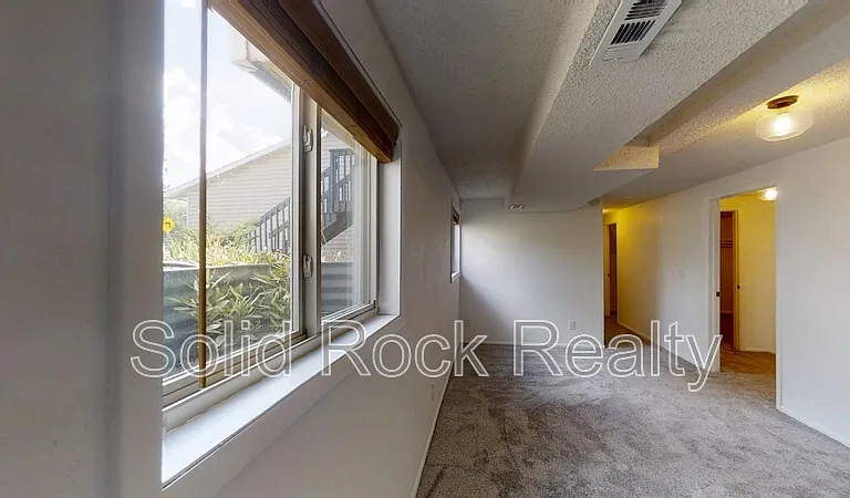 6340 Lange Dr — Photo 18