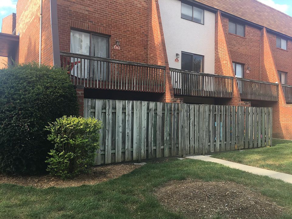 1st image of 35 King Arthur Ct
