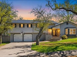 711 Cardinal Dr, Kerrville, TX 78028