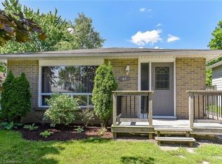 61 Rossford Cres, Kitchener, ON N2M2H8