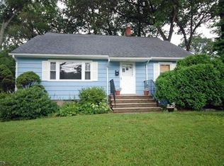 55 Wyckoff Ave, Wyckoff, NJ 07481