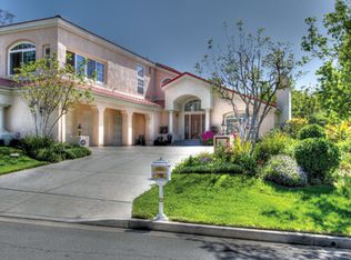 750 Forest Green Dr, La Canada Flintridge, CA 91011