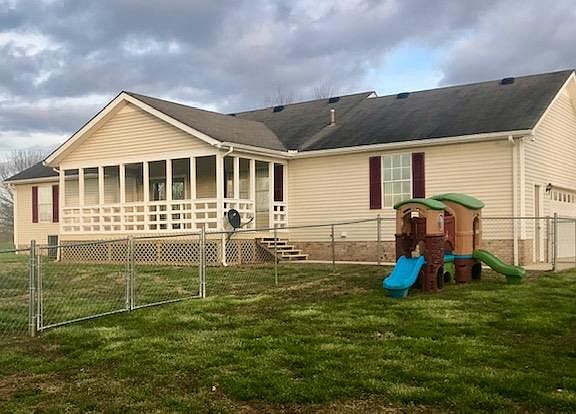 3rd image of 1075 Miriah Dr
