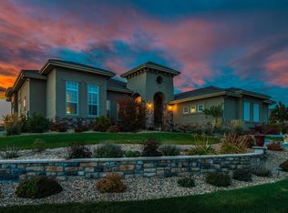 401 Cinnabar Dr, Castle Rock, CO 80108