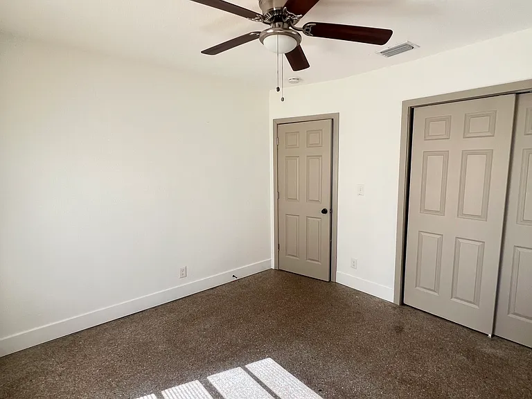 6819 E 21st Ave — Photo 26