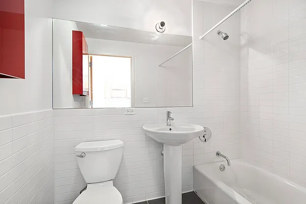 Sold by Compass | media 7
