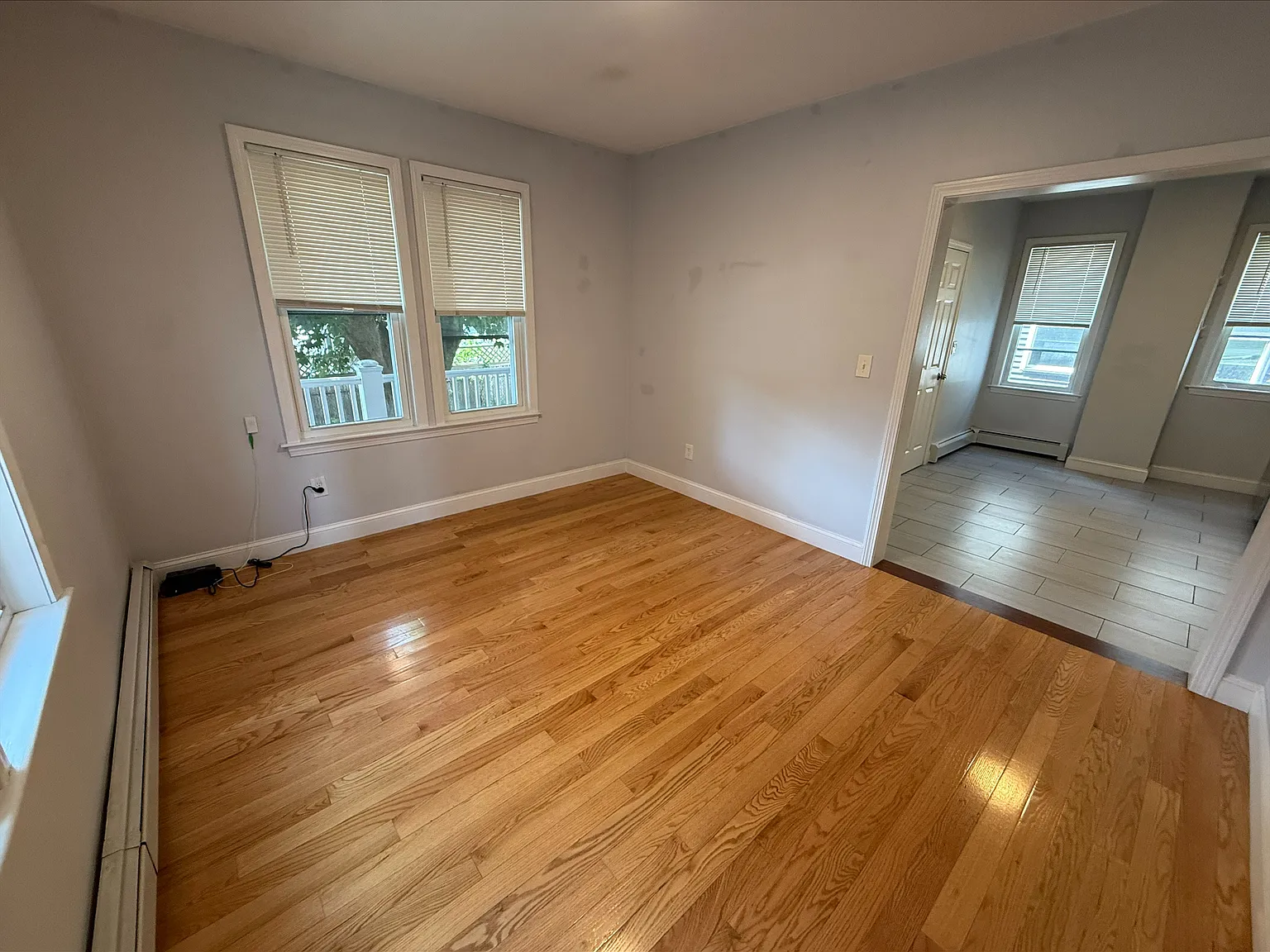 3 bed, 9999 sqft, $3,050 — Photo 3