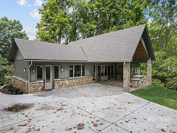 2nd image of 165 Breezemont Dr