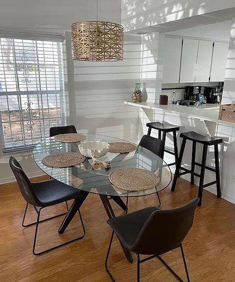 3819 W Horatio St #9 — Photo 5