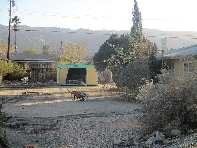 2nd image of 72430 Sunnyslope Dr