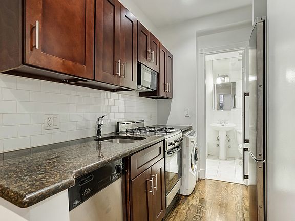 4th image of 307 Mott St APT 3C