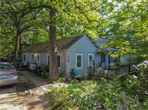 319 & 325 W 22nd St, Fayetteville, AR 72701