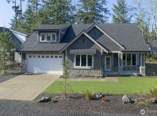737 Wakina Loop SE, Ocean Shores, WA