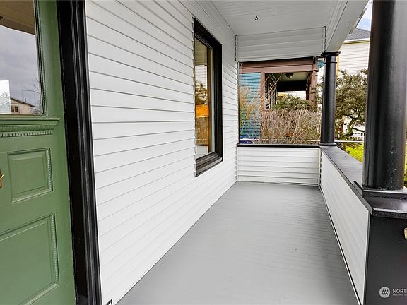 4th image of 414 S Wright Avenue