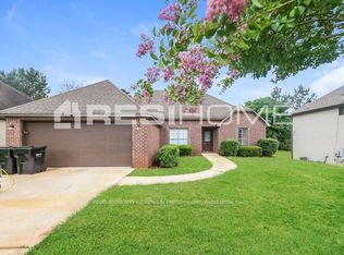 5205 Meadow Lake Cir, Bessemer, AL 35020
