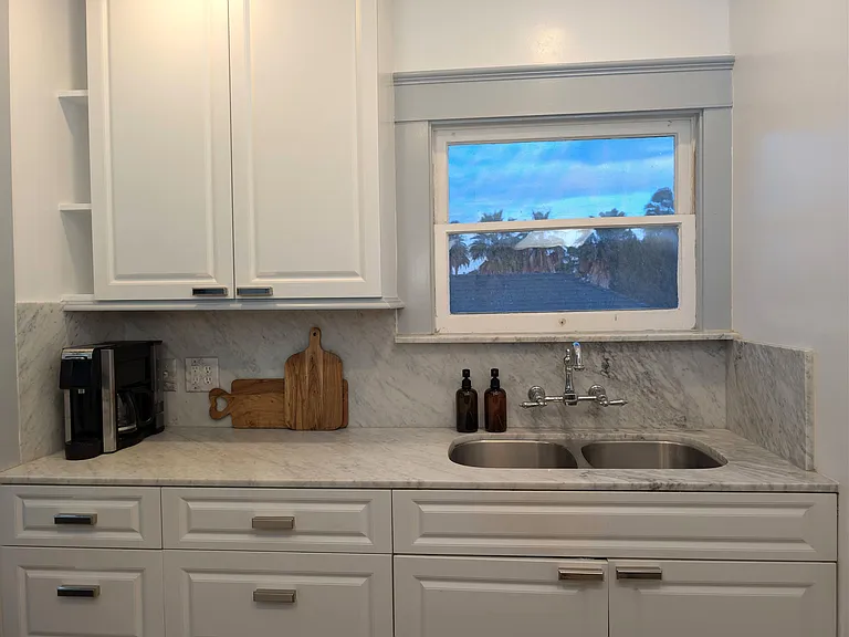 1728 E Florida St — Photo 10