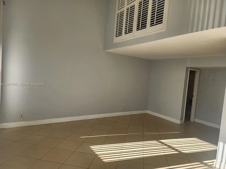 537 N University Dr #71 — Photo 10
