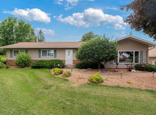 N2431 Three Town Rd, La Crosse, WI 54601