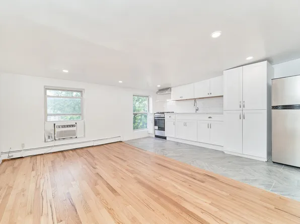 535 Macon St #3, Brooklyn, NY 11233