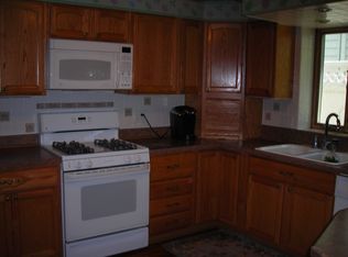 77 Warwick St, Iselin, NJ 08830