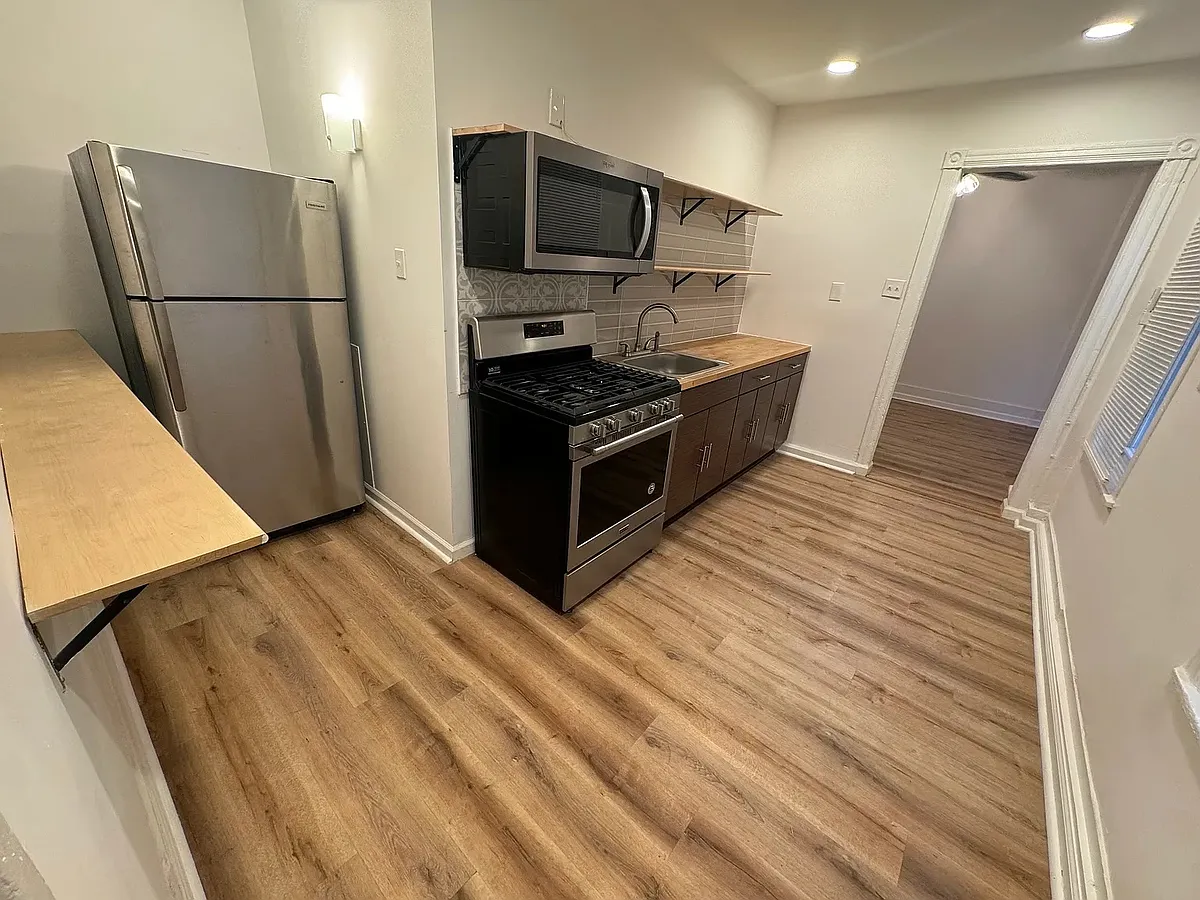 Building Photo - 3805 Baring St #1
