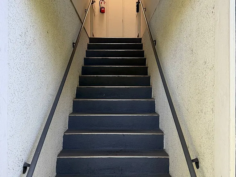 5500 Vesper Ave #4 — Photo 36