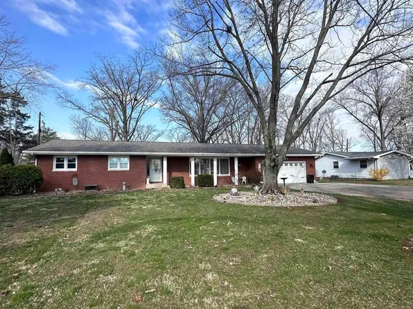 9 Monroe Ave, Salem, IL 62881