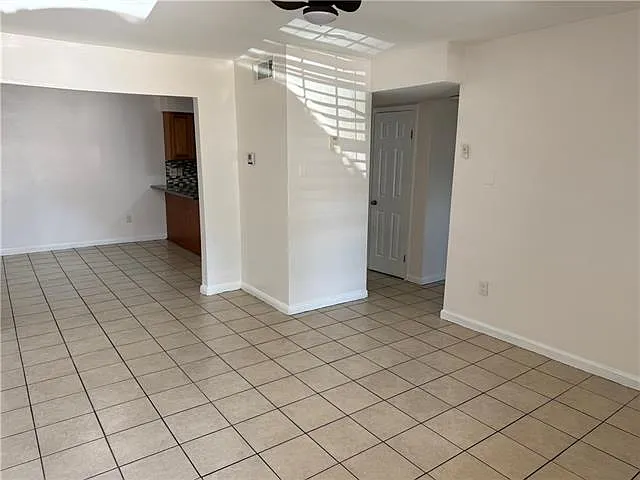 3 bed, 2.0 bath, 1200 sqft, $1,500 — Photo 3