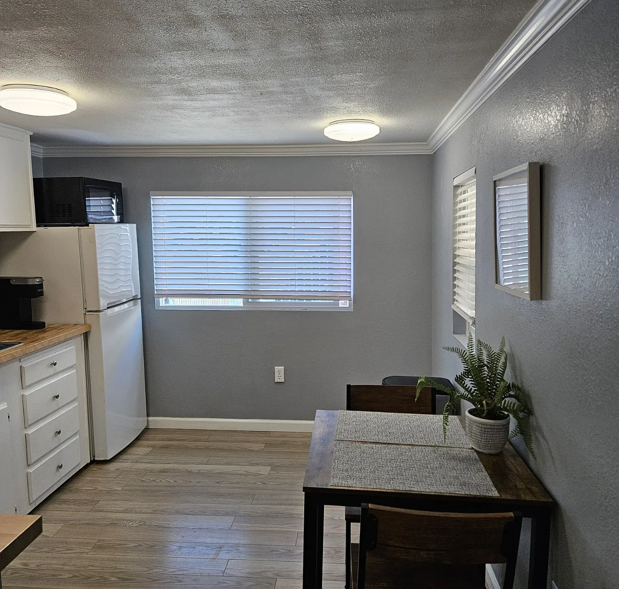 1 bed, 400 sqft, $2,300 — Photo 4