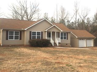 225 E Grumling Rd, Hodges, SC 29653