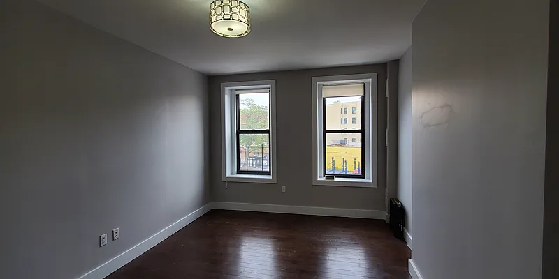 Rented by Premier One Realty LLC | media 23