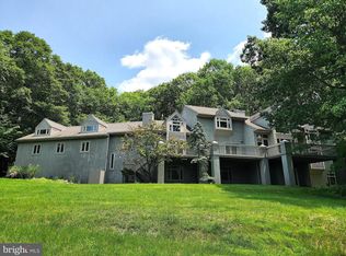 8 Wyndham Hill Dr, Boyertown, PA 19606