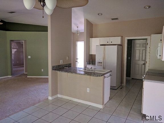 4th image of 24 Philmont Ln