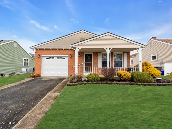 32 Prince Charles Drive, Toms River, NJ 08757