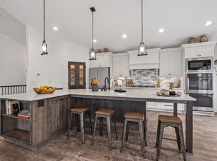 3460 Commonwealth Ave, Woodbury, MN 55125