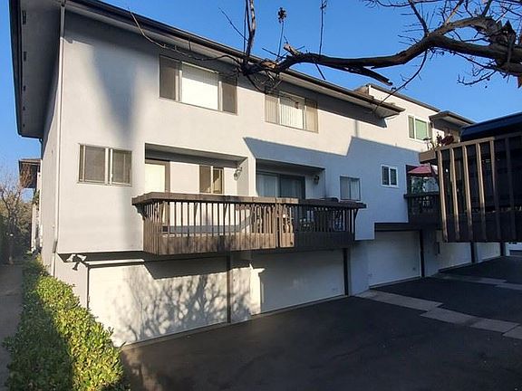 2nd image of 320 Pasadena Ave APT 5