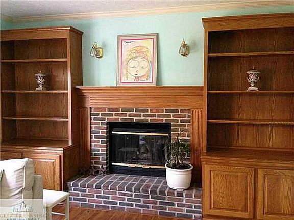5th image of 1355 E Turtlecreek Cir