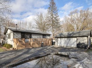 11401 270th Ave, Trevor, WI 53179