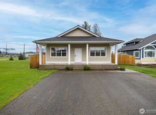 235 Morton St, Sumas, WA 98295