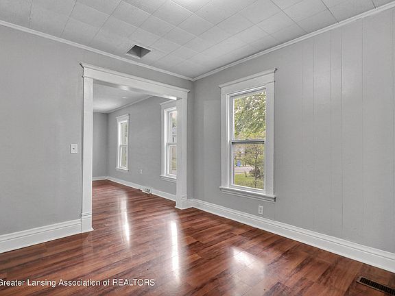 5th image of 1405 Massachusetts Ave